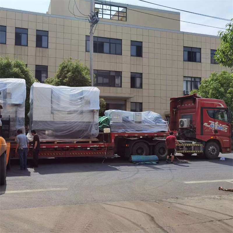 湖滨区新干县物流：多元服务与高效运输之路